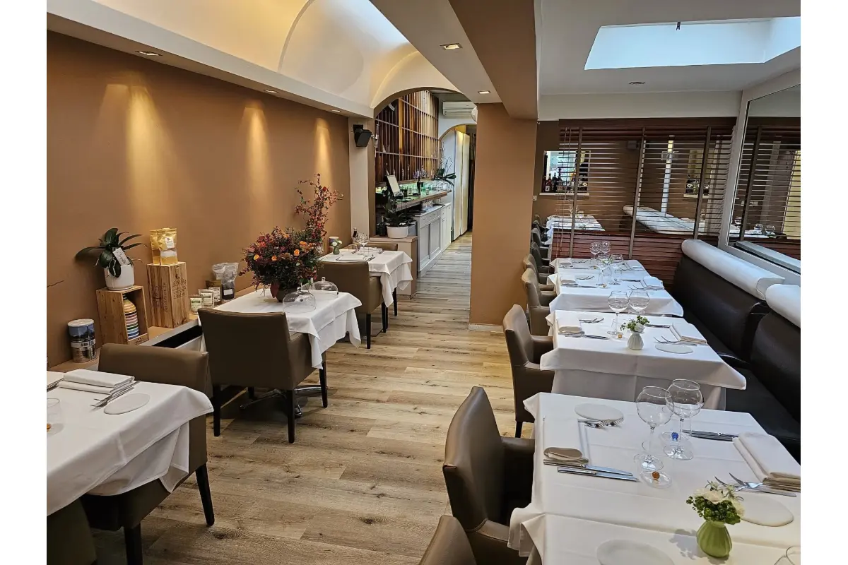 Handelszaak te  koop in Sint-Lambrechts-Woluwe 1200 48000.00€  slaapkamers 75.00m² - Zoekertje 371068