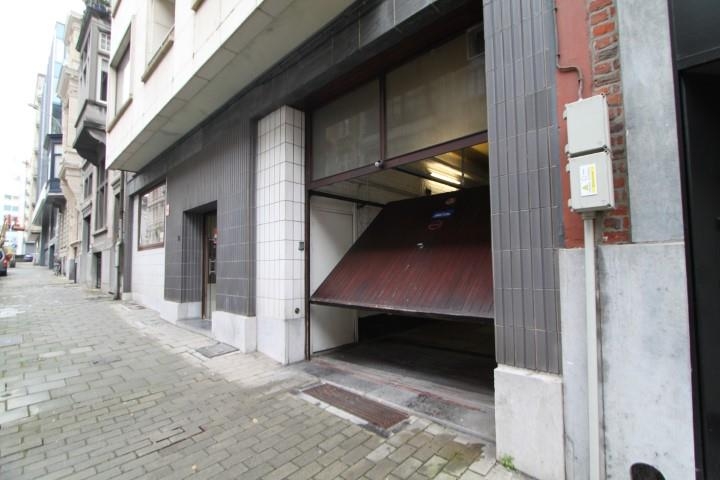 Parking & garage te huur in Elsene 1050 130.00€ slaapkamers m² - Zoekertje 372409