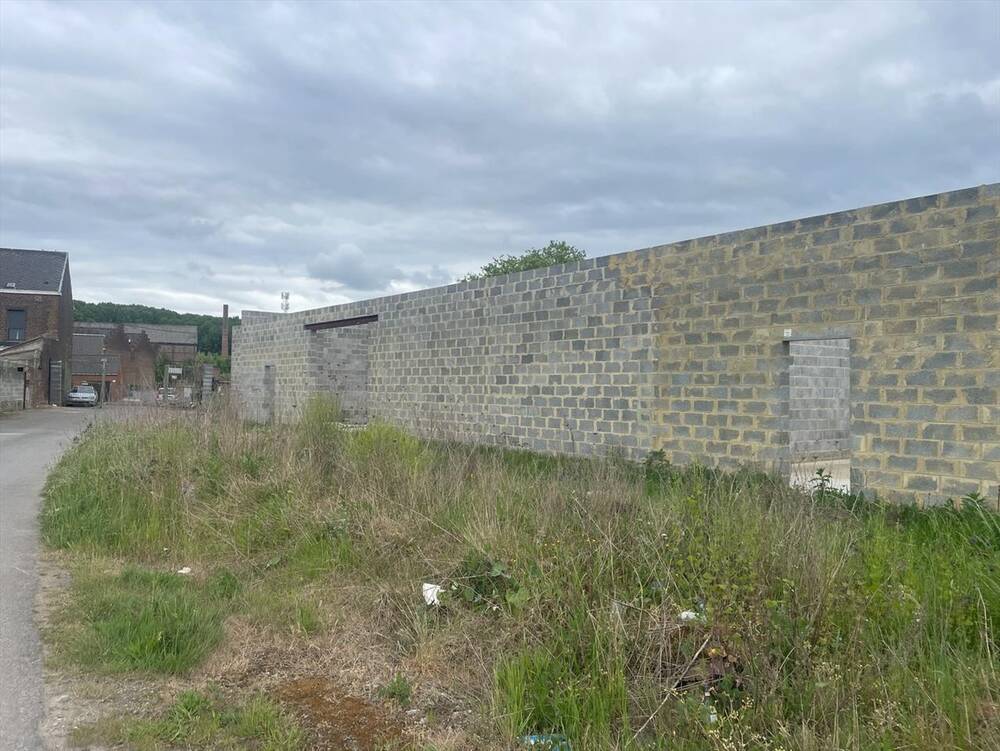 Commerce à à Manage 7170 275000.00€ chambres m² - annonce 373125