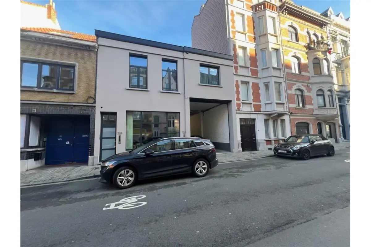 Commerce à louer à Schaerbeek 1030 1000.00€  chambres 45.00m² - annonce 378394