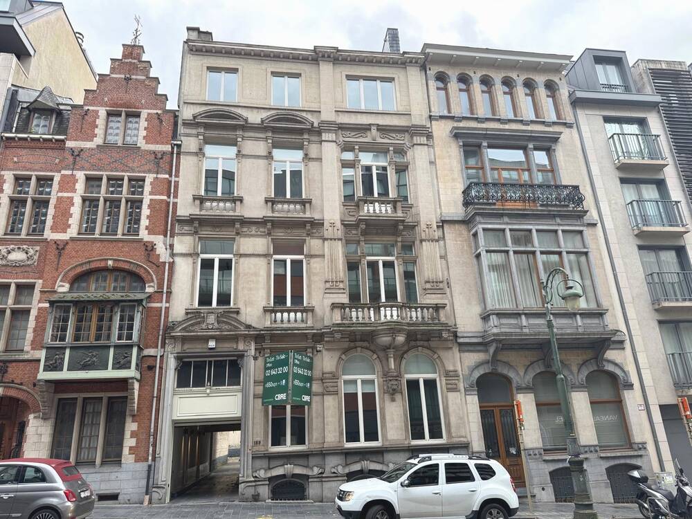 Handelszaak te huur in Etterbeek 1040 11500.00€ slaapkamers 875.00m² - Zoekertje 378807