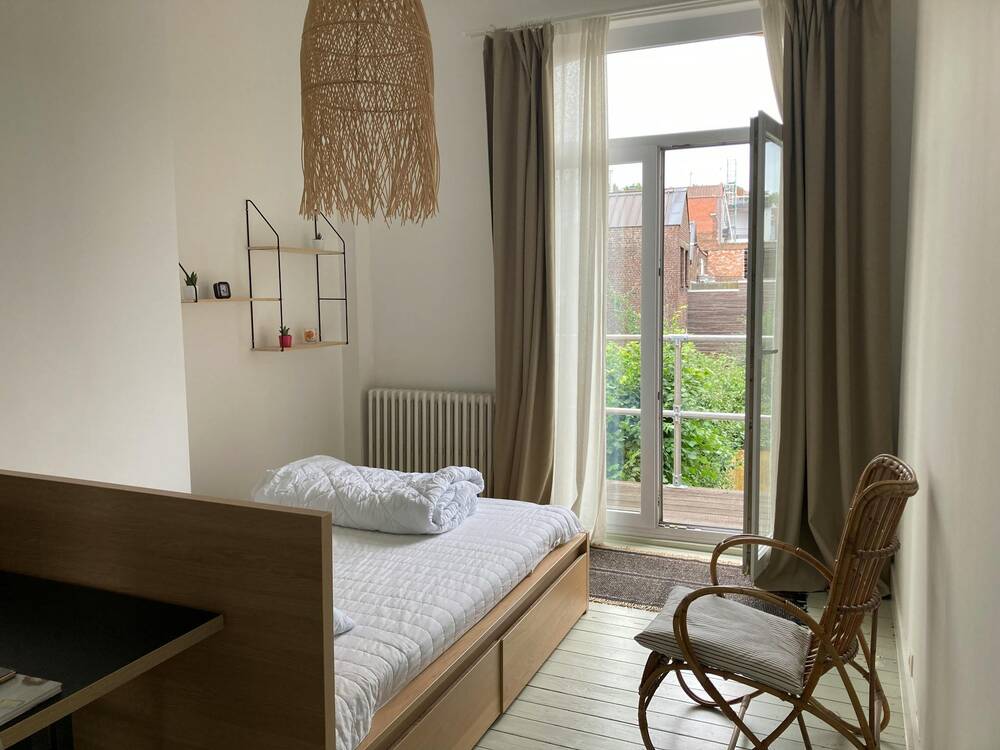 Appartement te huur in Vorst 1190 780.00€ 1 slaapkamers 350.00m² - Zoekertje 380249