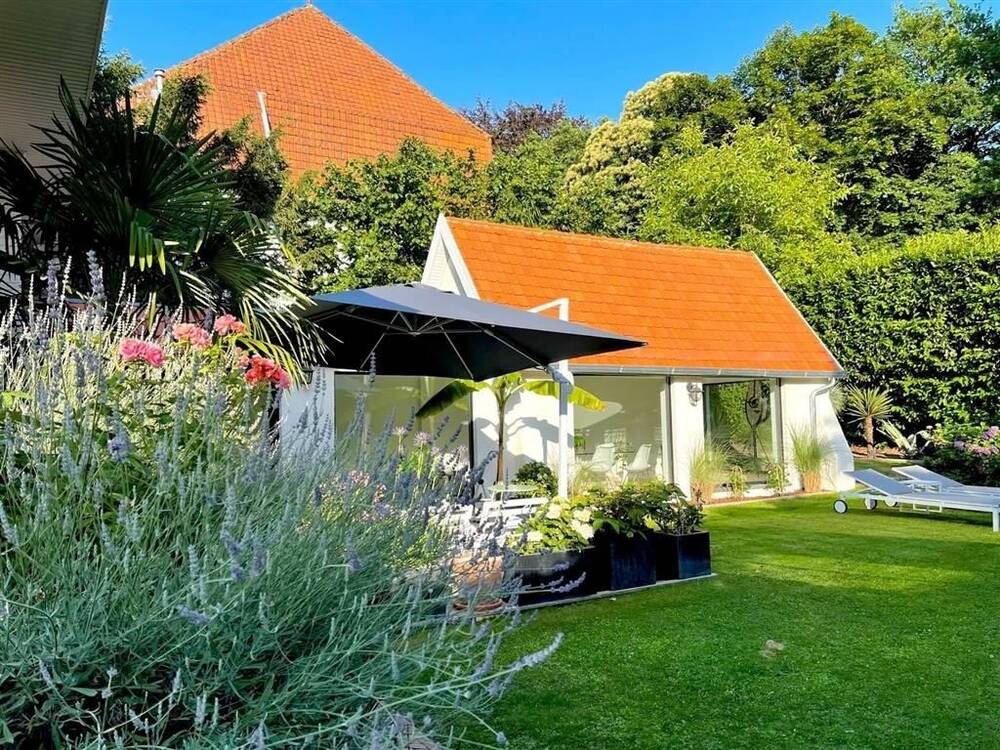 Huis te  in Sint-Genesius-Rode 1640 650000.00€ 3 slaapkamers 141.00m² - Zoekertje 379940