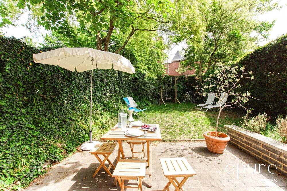 Huis te huur in Sint-Pieters-Woluwe 1150 2750.00€ 3 slaapkamers 130.00m² - Zoekertje 437489