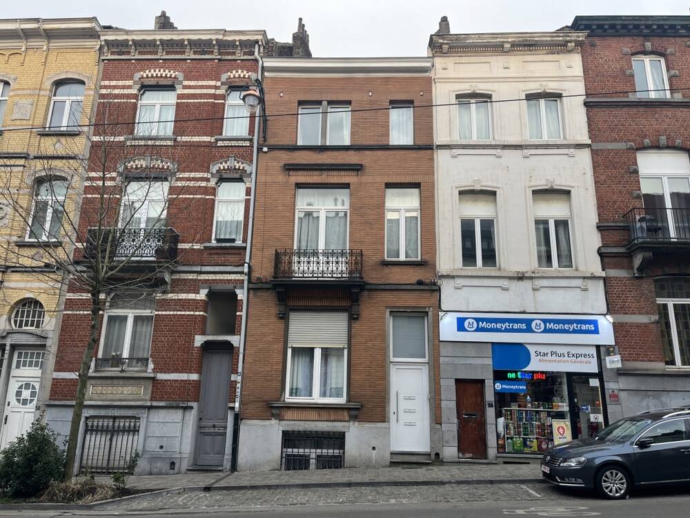 Immeuble de rapport - Immeuble à appartement à vendre à Ixelles 1050 595000.00€ 3 chambres 208.00m² - annonce 386603