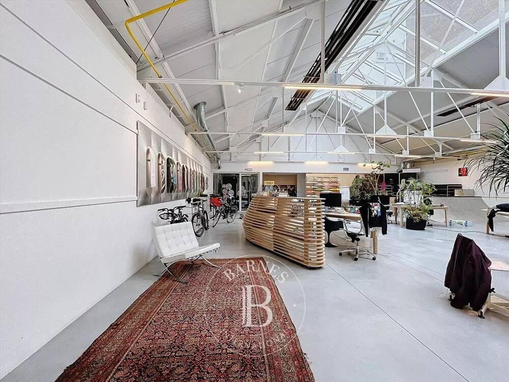 Handelszaak te koop in Sint-Gillis 1060 1125000.00€ 0 slaapkamers 415.00m² - Zoekertje 387588