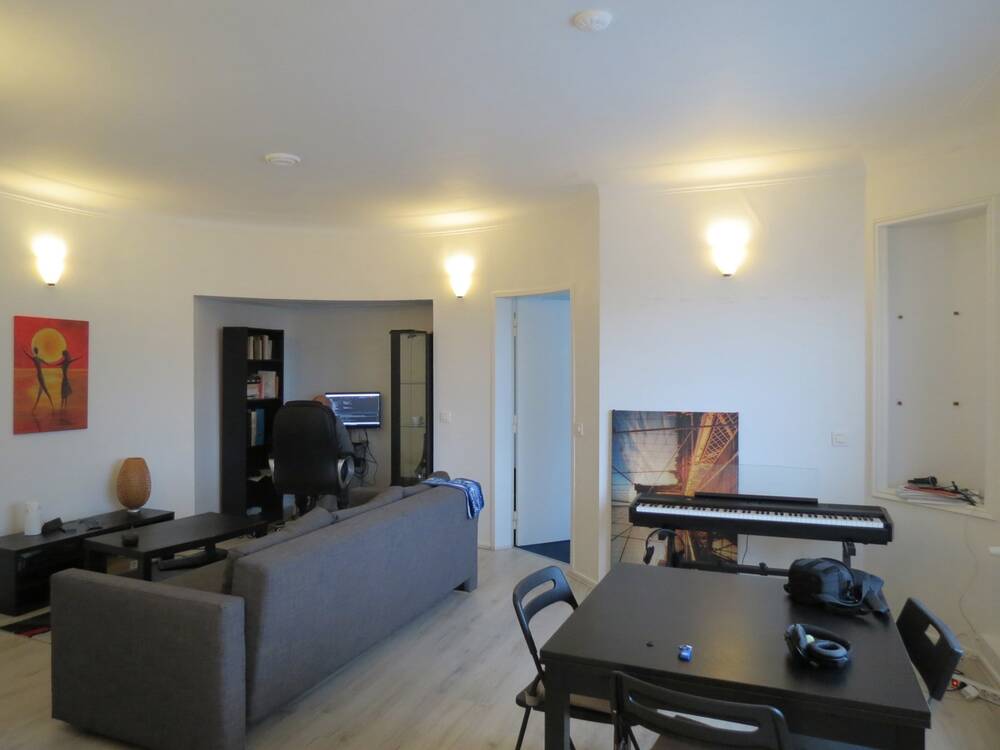 Appartement te  in Etterbeek 1040 270000.00€ 1 slaapkamers 59.00m² - Zoekertje 388424