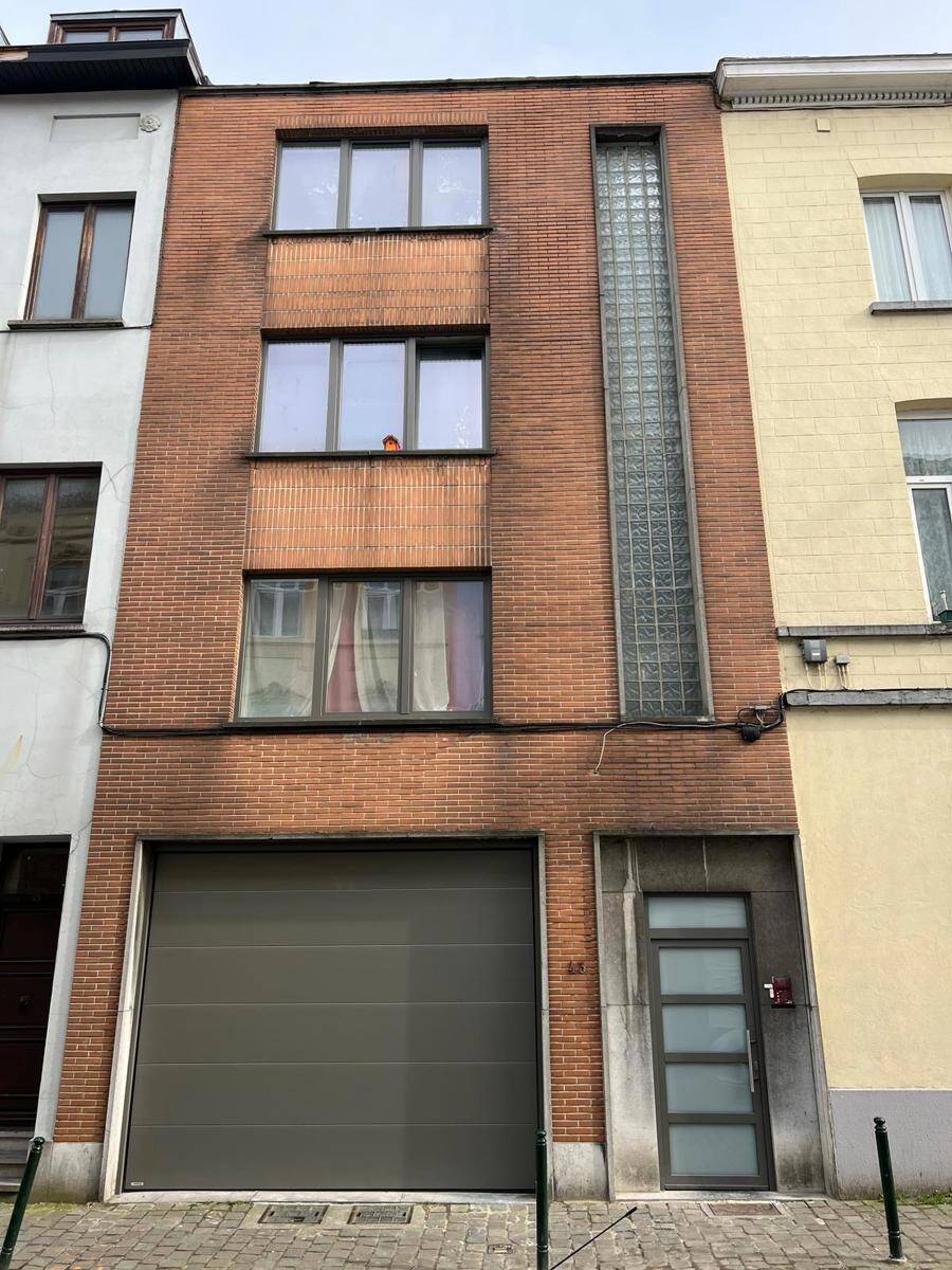 Maison à à Molenbeek-Saint-Jean 1080 449000.00€ 3 chambres 90.00m² - annonce 388606