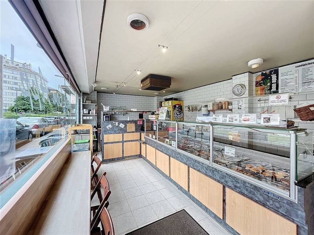Handelszaak te koop in Schaarbeek 1030 235000.00€ slaapkamers 80.00m² - Zoekertje 388040