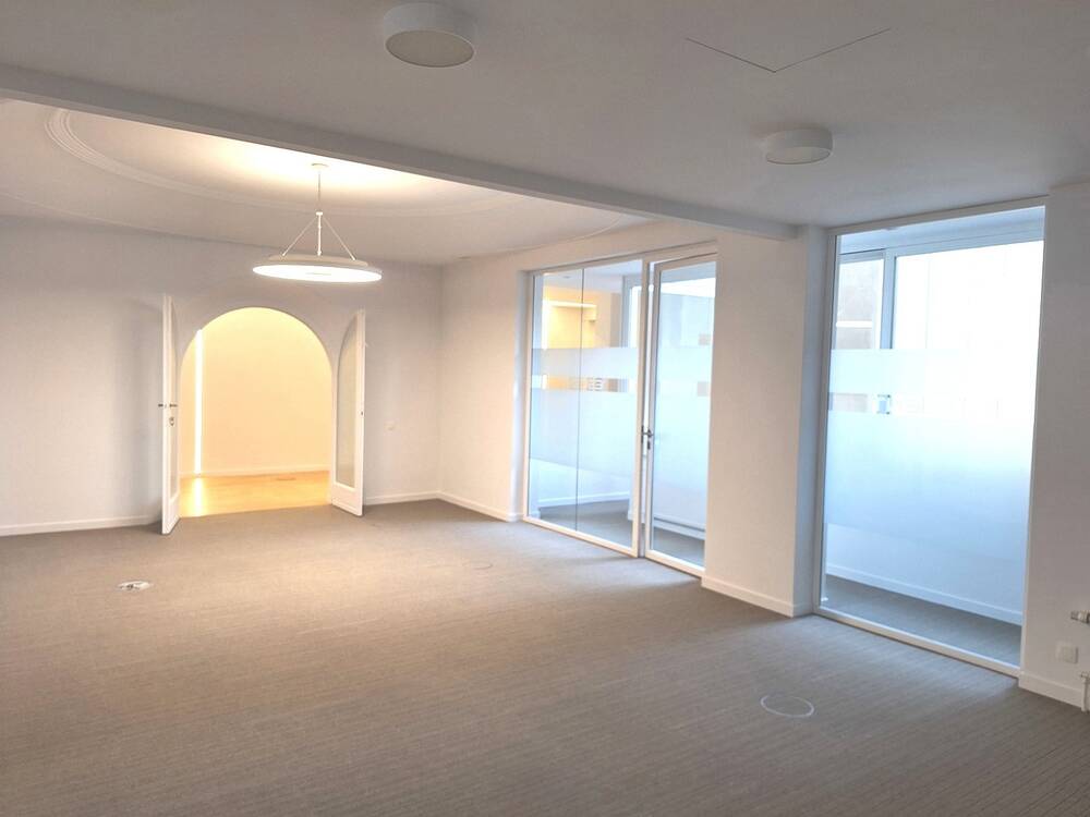 Handelszaak te huur in Etterbeek 1040 6300.00€ slaapkamers 315.00m² - Zoekertje 391957