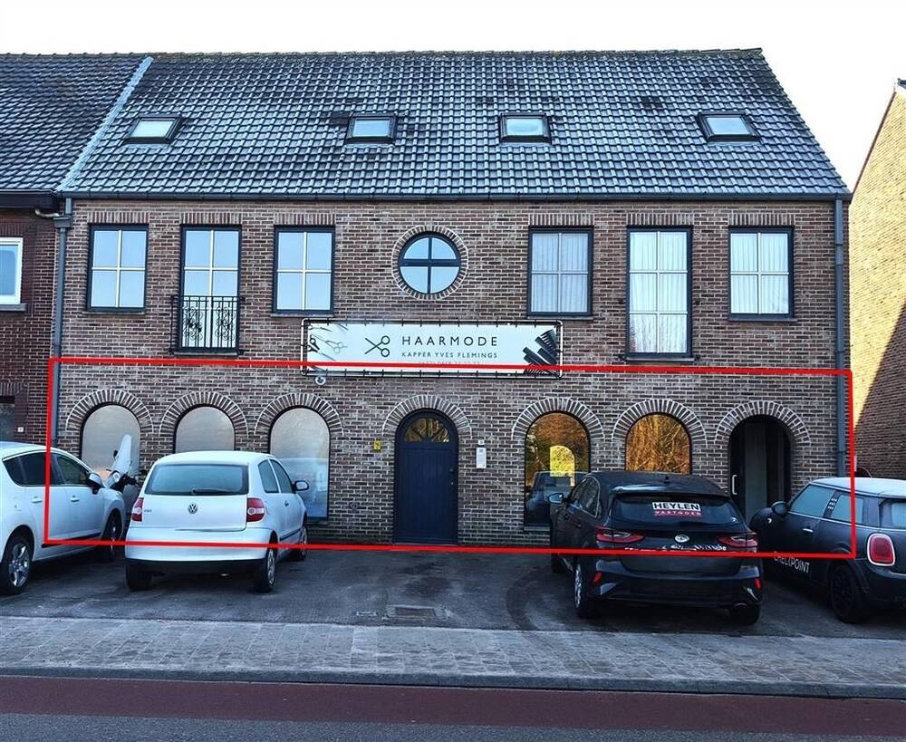Immeuble de rapport - Immeuble à appartement à louer à Lommel 3920 950.00€ chambres 134.00m² - annonce 393518