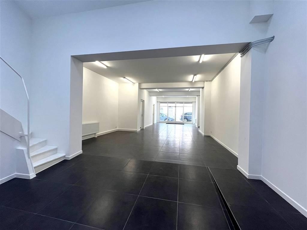 Handelszaak te in Elsene 1050 2750.00€ slaapkamers 220.00m² - Zoekertje 393578