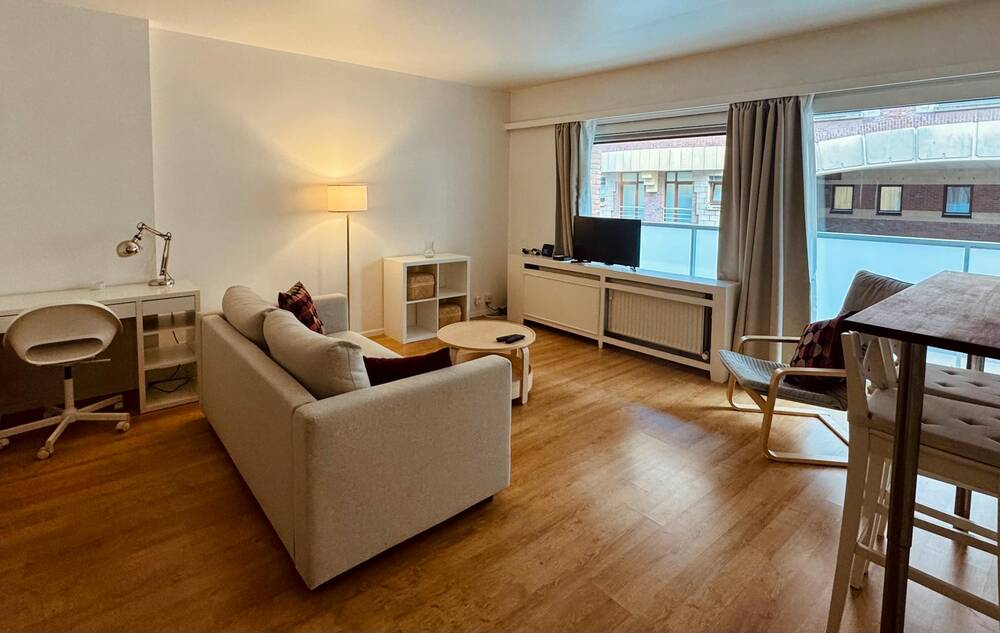 Appartement à louer à Etterbeek 1040 1300.00€ 0 chambres 48.00m² - annonce 580715