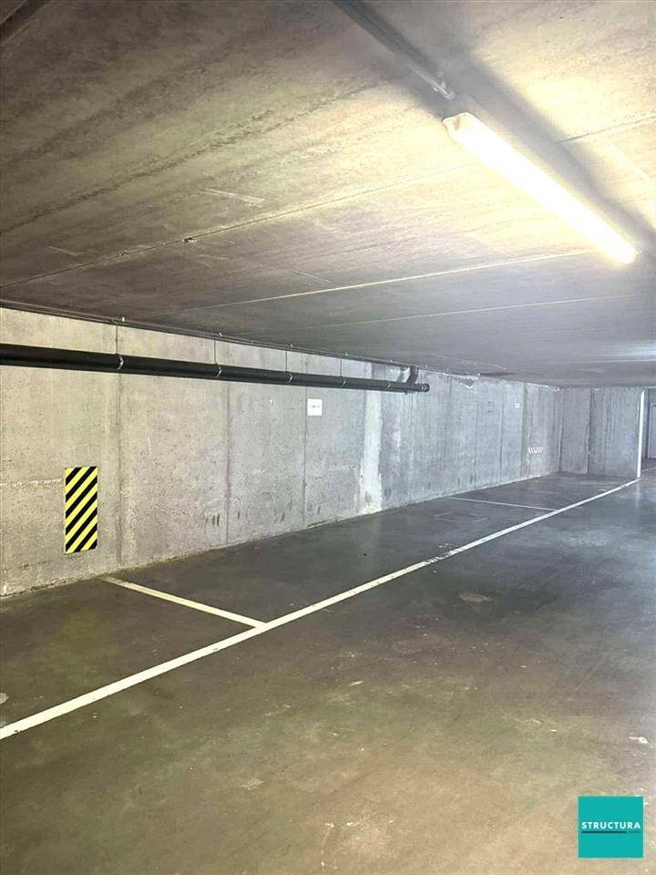 Parking / garage à vendre à Anderlecht 1070 22500.00€ chambres m² - annonce 397196