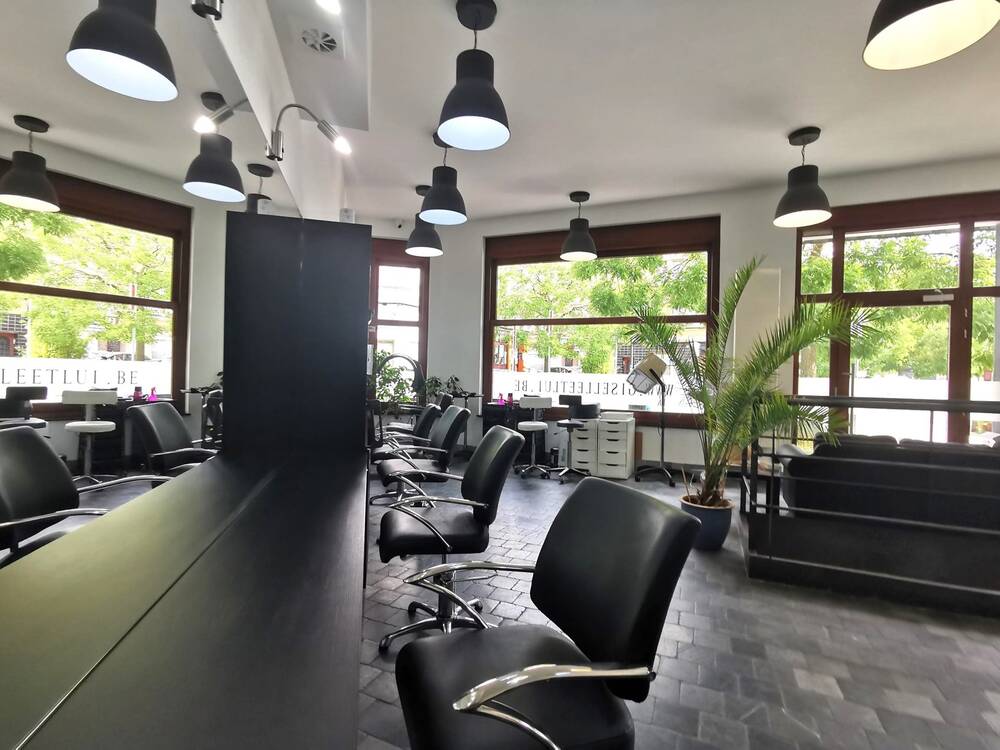 Handelszaak te huur in Etterbeek 1040 1600.00€ slaapkamers 105.00m² - Zoekertje 398437