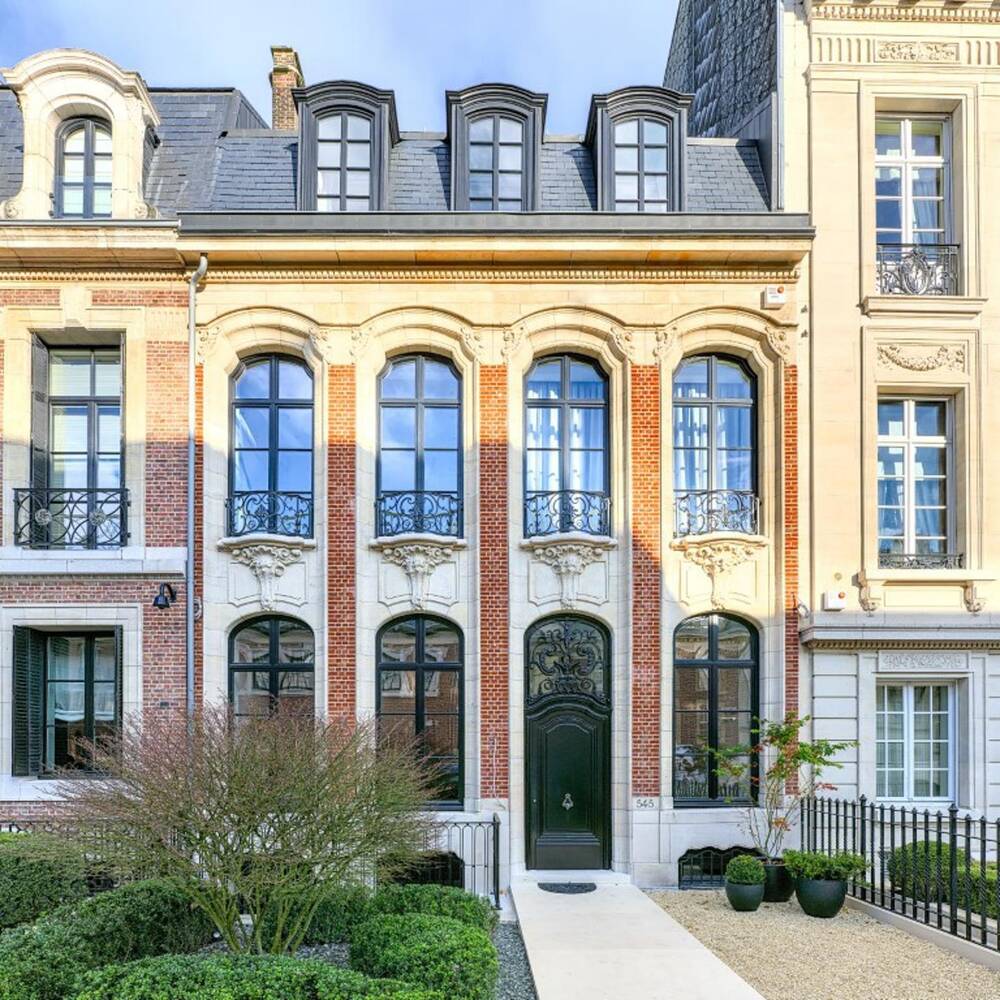 Maison à louer à Bruxelles 1000 14000.00€ 6 chambres 545.00m² - annonce 398253