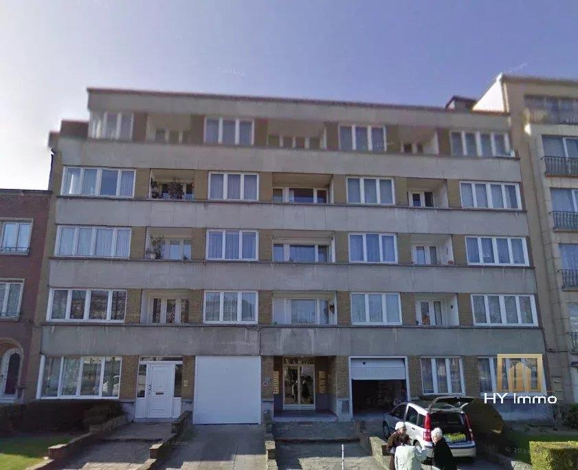 Parking & garage te koop in Sint-Jans-Molenbeek 1080 30000.00€ slaapkamers m² - Zoekertje 399625