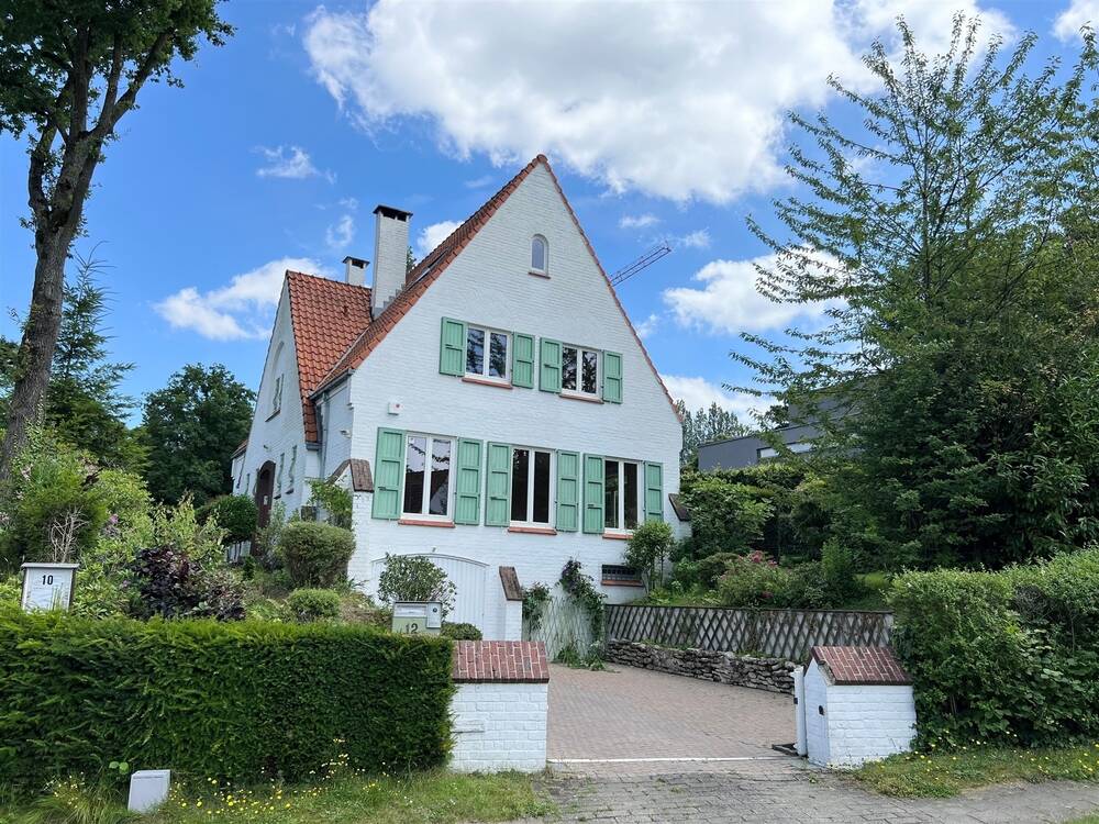 Villa te koop in Ukkel 1180 1450000.00€ 6 slaapkamers 349.00m² - Zoekertje 460230