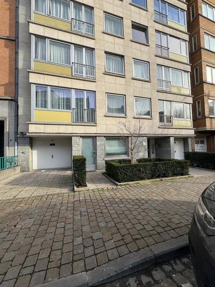 Handelszaak te koop in Sint-Jans-Molenbeek 1080 129000.00€ slaapkamers m² - Zoekertje 403461