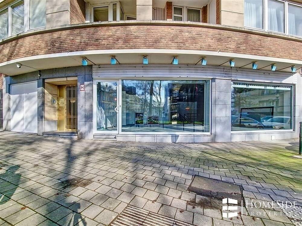 Handelszaak te huur in Laken 1020 1980.00€ slaapkamers 220.00m² - Zoekertje 407364