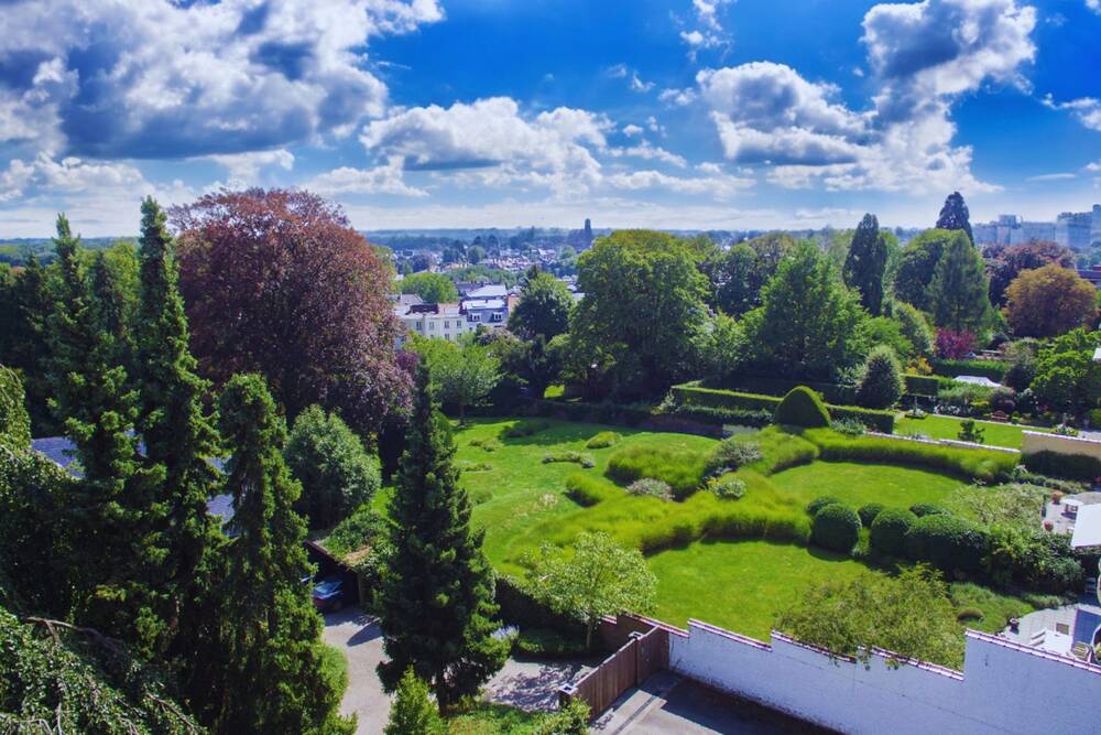 Penthouse te koop in Sint-Pieters-Woluwe 1150 0.00€ 6 slaapkamers 322.00m² - Zoekertje 406851