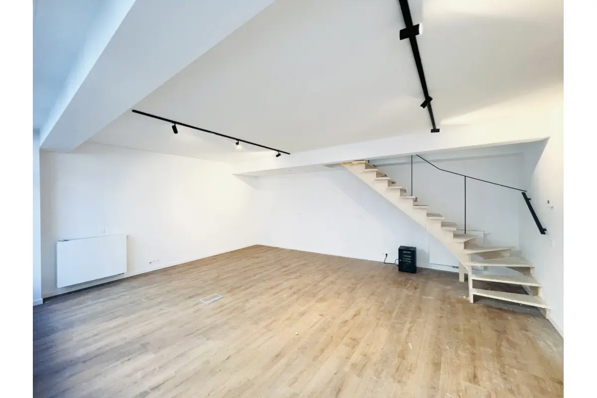 Commerce à louer à Schaerbeek 1030 1700.00€  chambres 65.00m² - annonce 407015