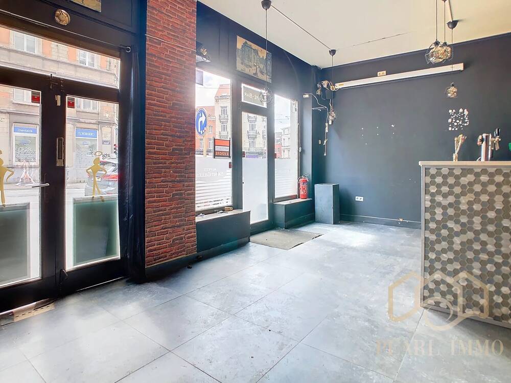 Handelszaak te koop in Sint-Gillis 1060 325000.00€ slaapkamers 150.00m² - Zoekertje 408083