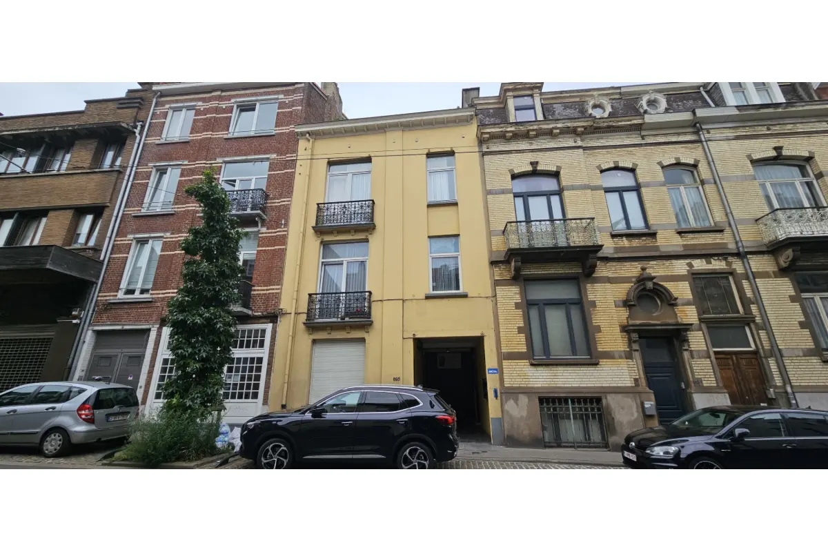 Handelszaak te  koop in Ukkel 1180 875000.00€  slaapkamers 250.00m² - Zoekertje 410085