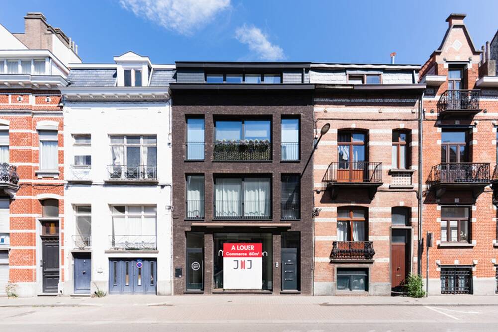 Commerce à louer à Woluwe-Saint-Lambert 1200 2500.00€  chambres 160.00m² - annonce 410134