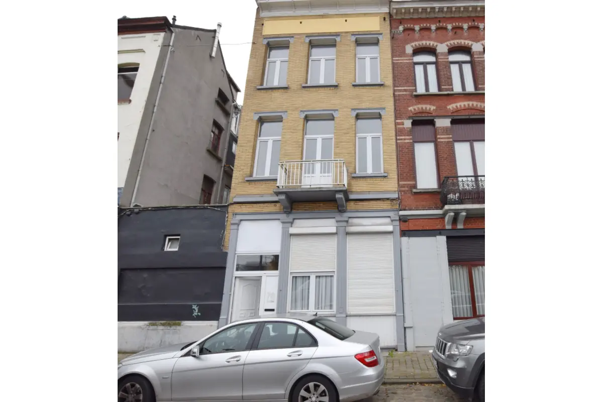 Immeuble mixte à vendre à Schaerbeek 1030 525000.00€ 6 chambres 265.00m² - annonce 410418