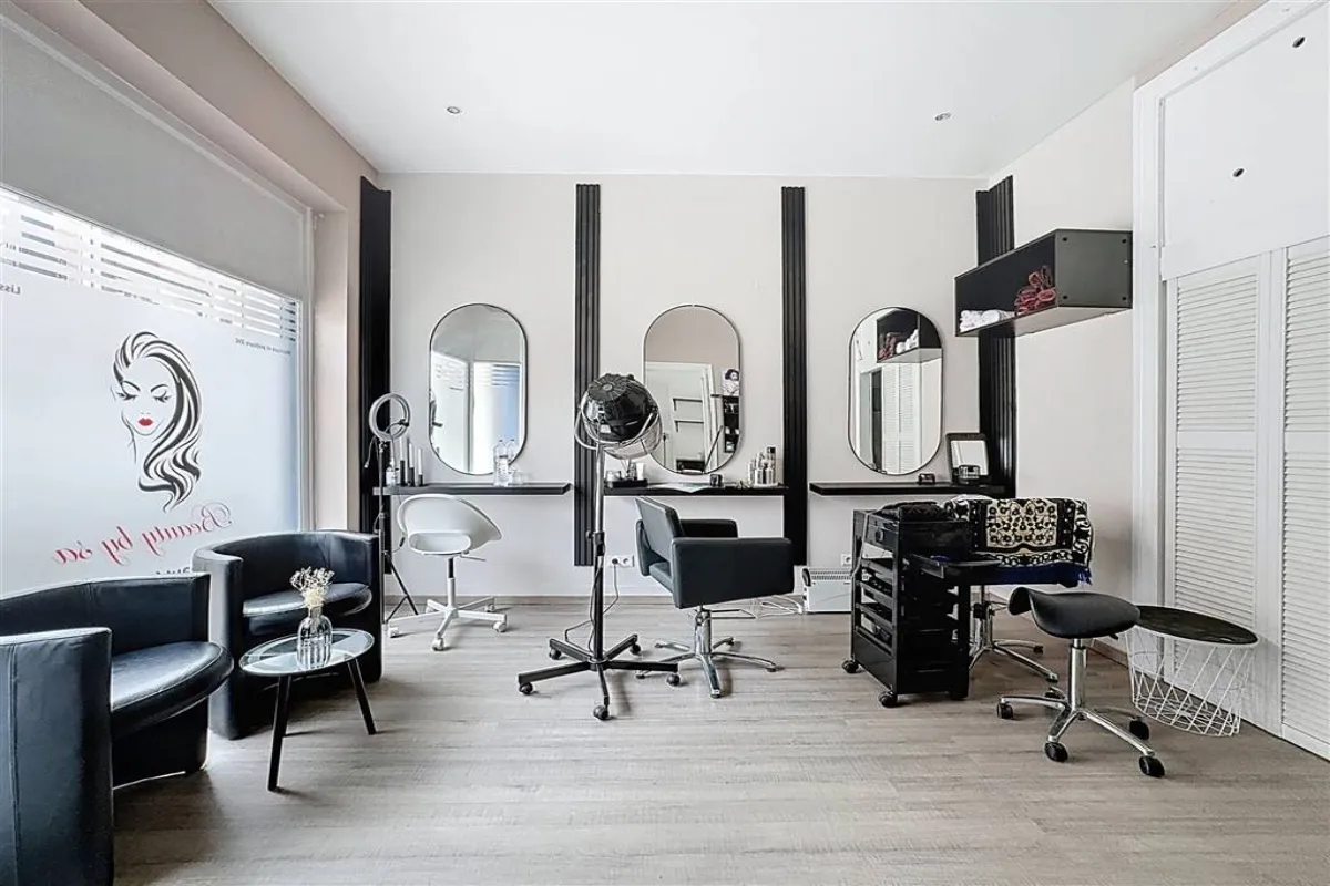 Commerce à louer à Anderlecht 1070 635.00€  chambres 45.00m² - annonce 624559