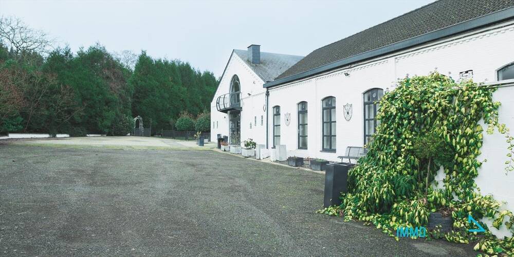 Handelszaak te in Châtelet 6200 1200000.00€ slaapkamers 700.00m² - Zoekertje 413564