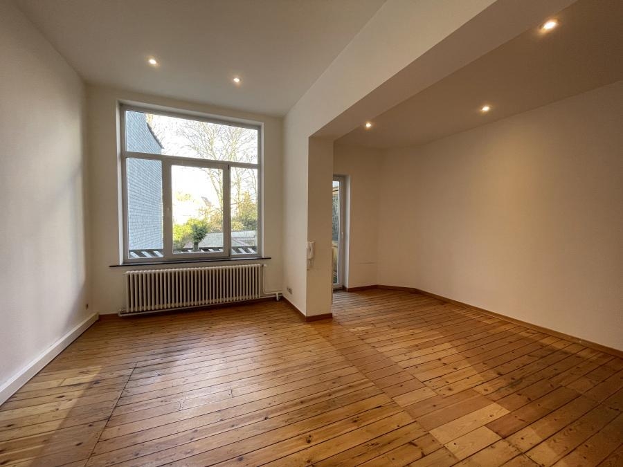Commerce à louer à Woluwe-Saint-Lambert 1200 1590.00€ chambres 100.00m² - annonce 419130