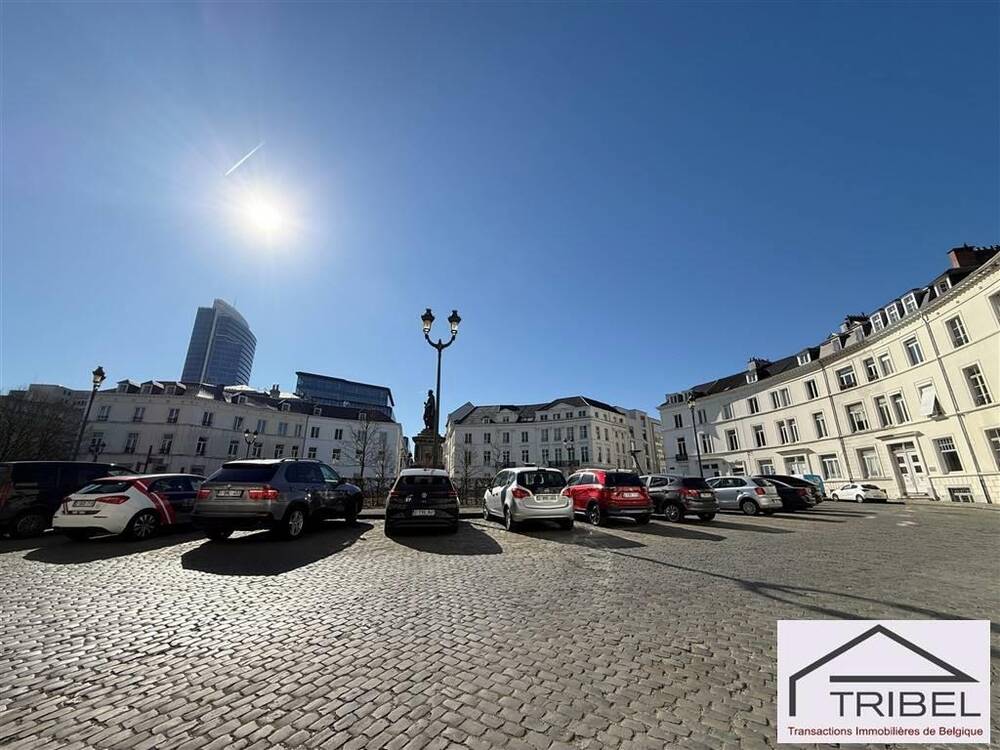 Immeuble mixte à vendre à Bruxelles 1000 745000.00€ 6 chambres m² - annonce 430138