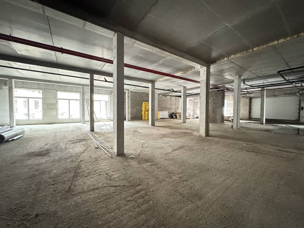 Handelszaak te huur in Sint-Jans-Molenbeek 1080 9925.00€ slaapkamers 1231.00m² - Zoekertje 431617
