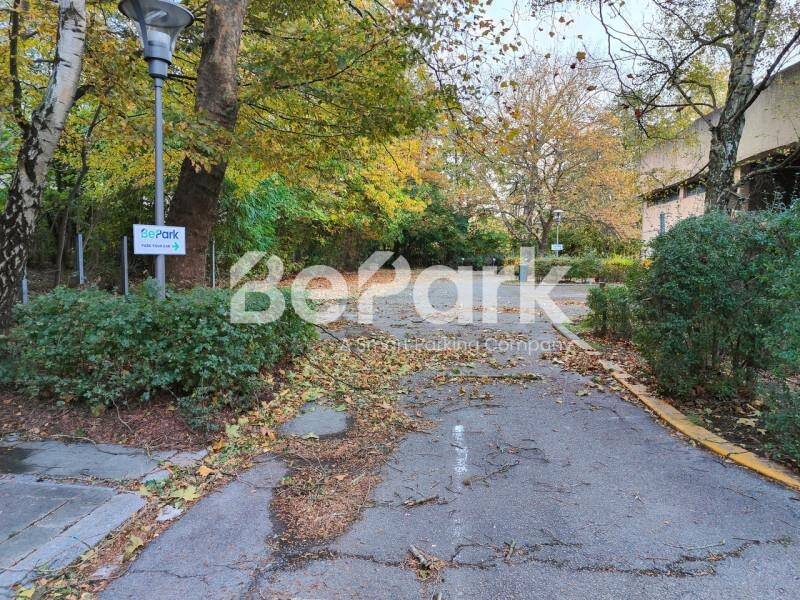 Parking & garage te huur in Sint-Lambrechts-Woluwe 1200 76.00€ slaapkamers m² - Zoekertje 432692