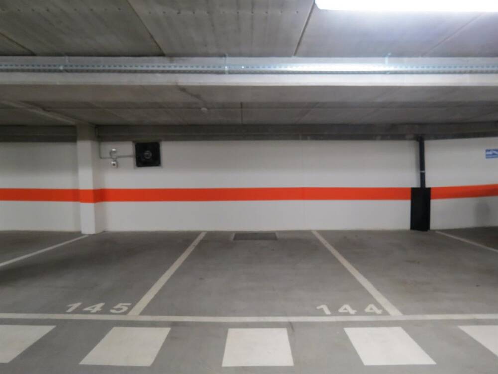 Parking / garage à vendre à Ixelles 1050 35000.00€ chambres m² - annonce 433336