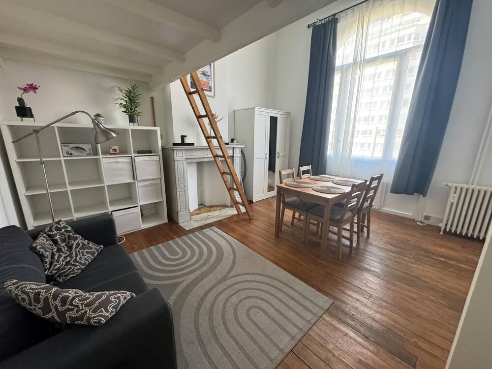 Appartement te huur in Elsene 1050 950.00€ 0 slaapkamers 35.00m² - Zoekertje 433516