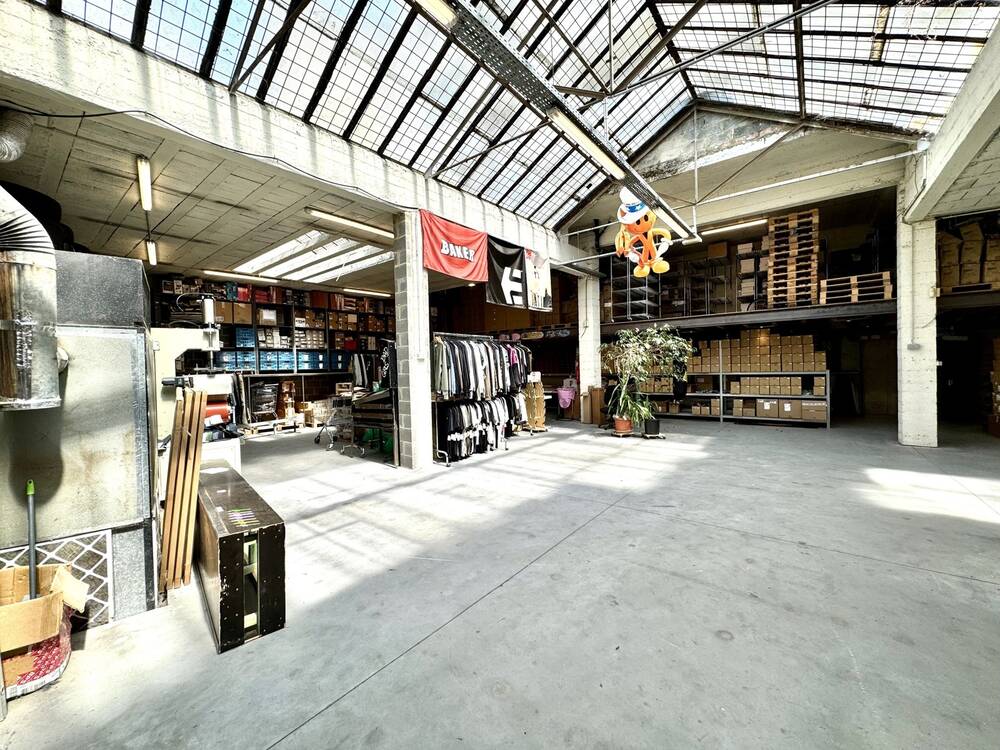 Commerce à vendre à Forest 1190 745000.00€ chambres 680.00m² - annonce 433574