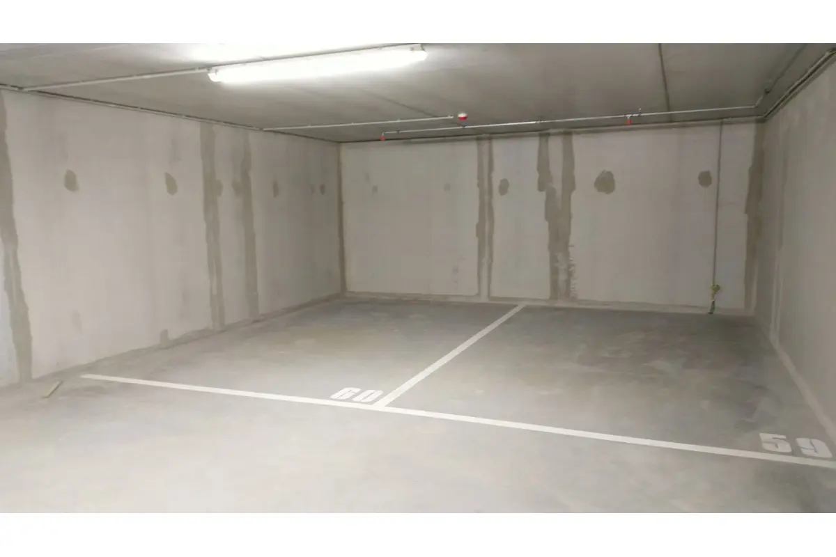 Parking / garage à louer à Etterbeek 1040 110.00€  chambres m² - annonce 433637
