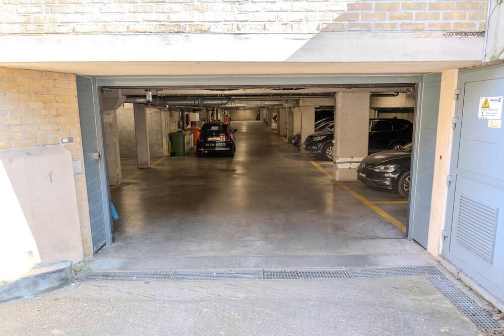 Parking à vendre à Woluwe-Saint-Lambert 1200 70000.00€ chambres 12.50m² - annonce 435931