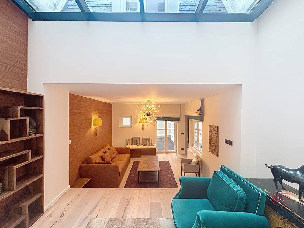 Duplex à louer à Bruxelles 1000 2050.00€ 2 chambres 128.00m² - annonce 438891