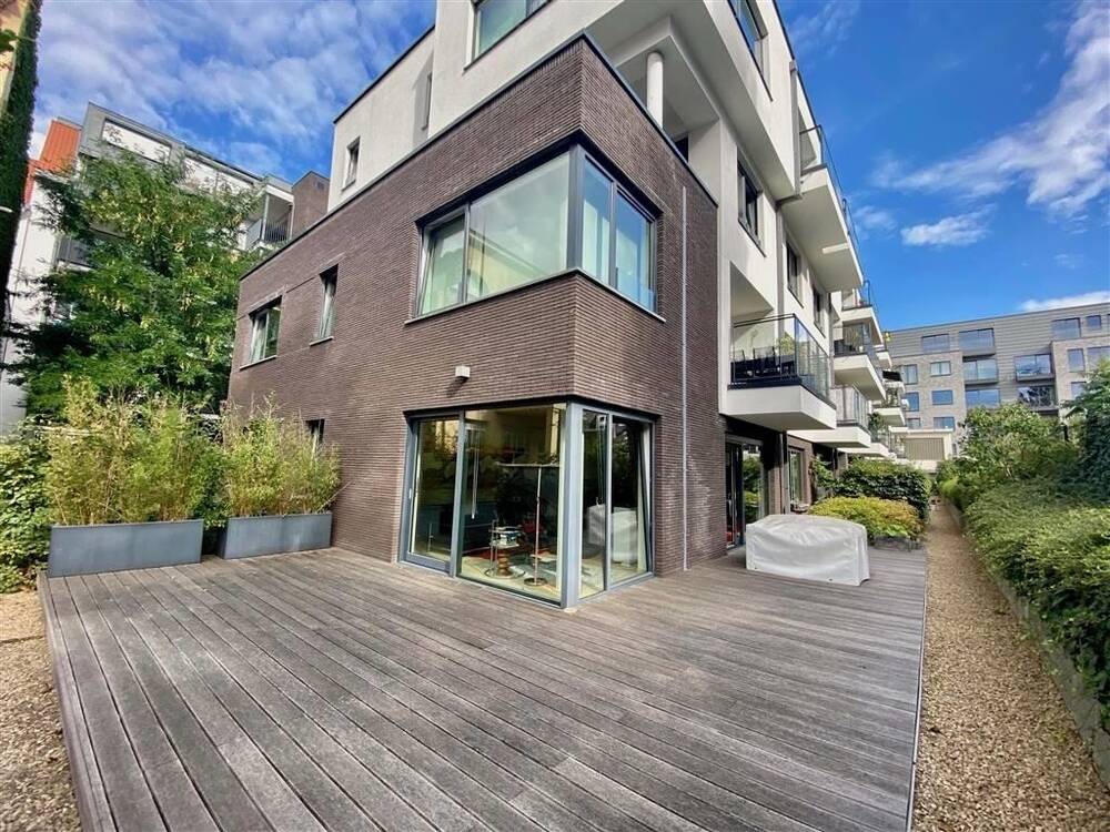 Appartement te  in Elsene 1050 640000.00€ 2 slaapkamers 130.00m² - Zoekertje 438916