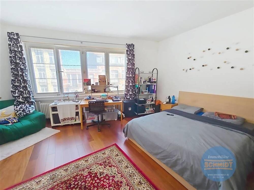 Appartement te in Etterbeek 1040 249500.00€ 1 slaapkamers 64.00m² - Zoekertje 438772
