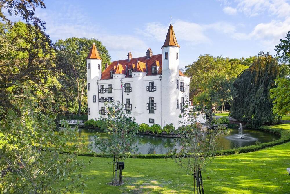 Château à vendre à Boekhoute 9961 2498000.00€ 9 chambres 1699.00m² - annonce 440060