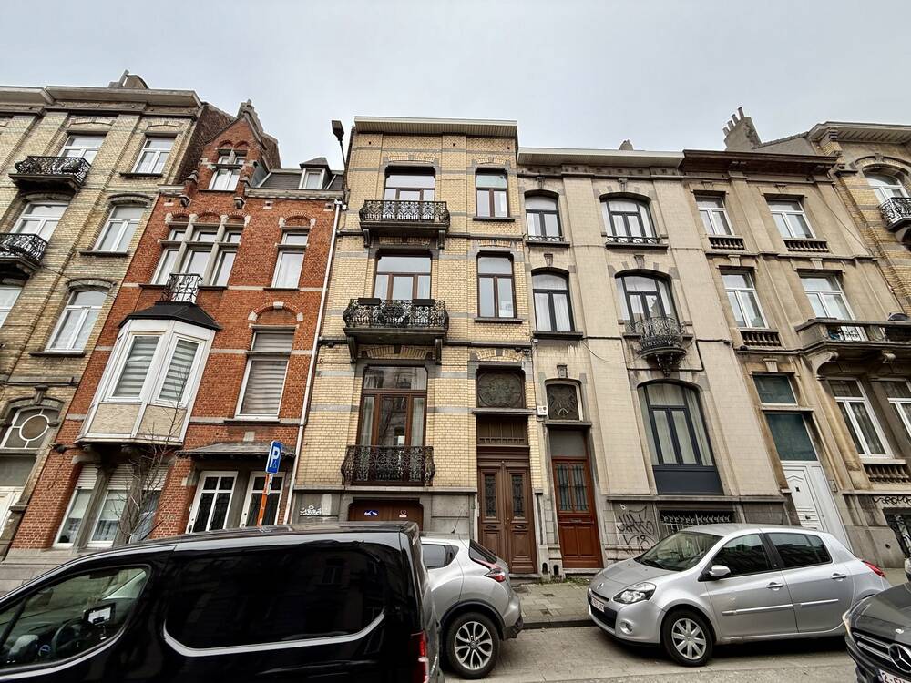 Immeuble mixte à vendre à Schaerbeek 1030 795000.00€ 4 chambres 305.00m² - annonce 441270