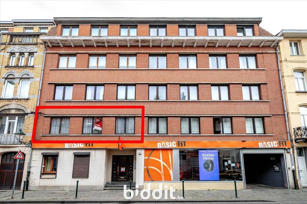 Appartement te  koop in Etterbeek 1040 195000.00€ 1 slaapkamers m² - Zoekertje 442206
