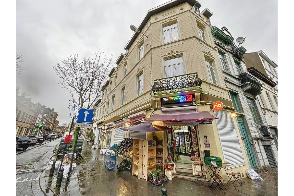 Mixgebouw te  koop in Laken 1020 1200000.00€ 5 slaapkamers 306.00m² - Zoekertje 441863