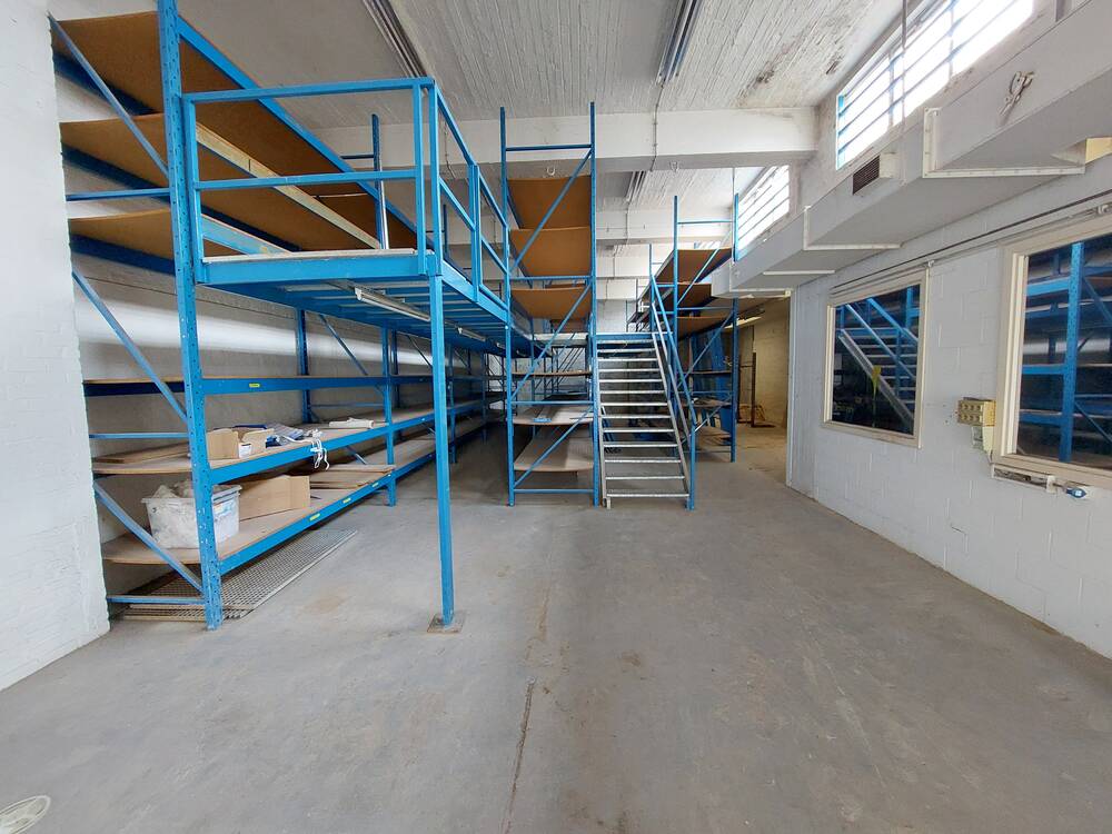Handelszaak te  huur in Laken 1020 3500.00€  slaapkamers m² - Zoekertje 441571
