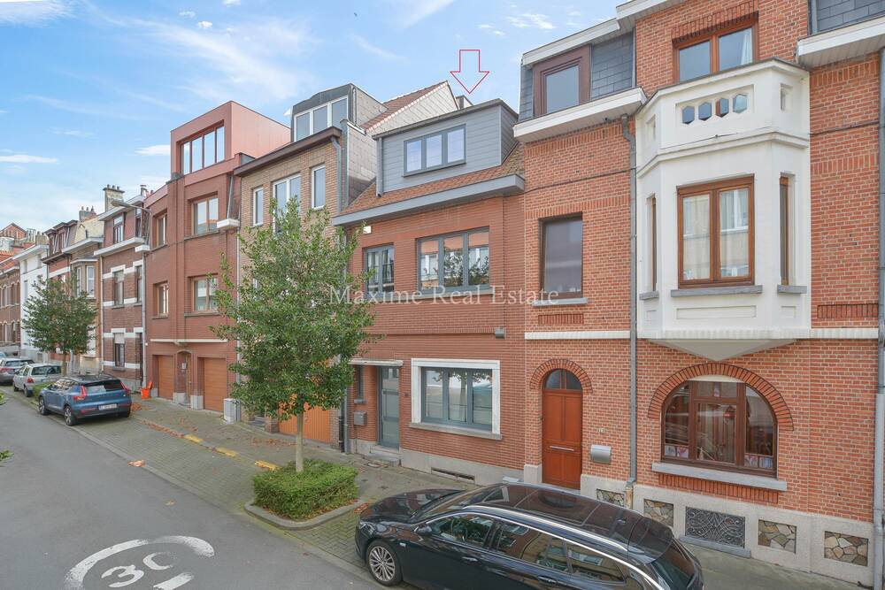 Triplex à louer à Woluwe-Saint-Pierre 1150 2250.00€ 4 chambres 159.00m² - annonce 443086